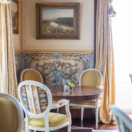 Vintage Hotel 5*