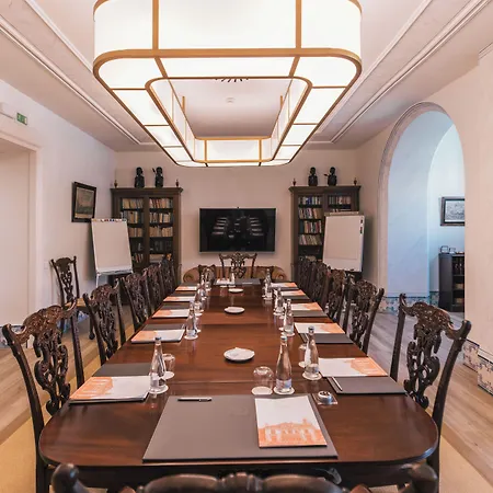 Hotel Vintage 5*