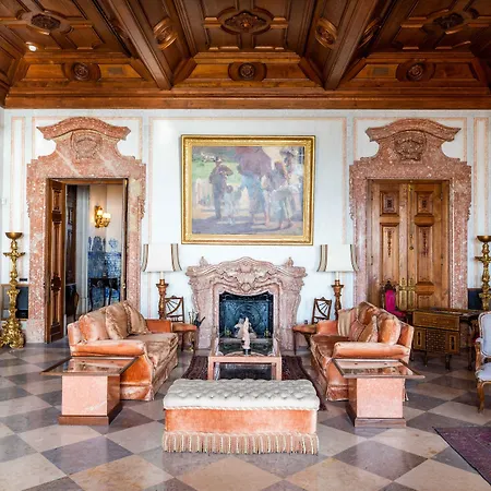 Hotel Vintage 5*
